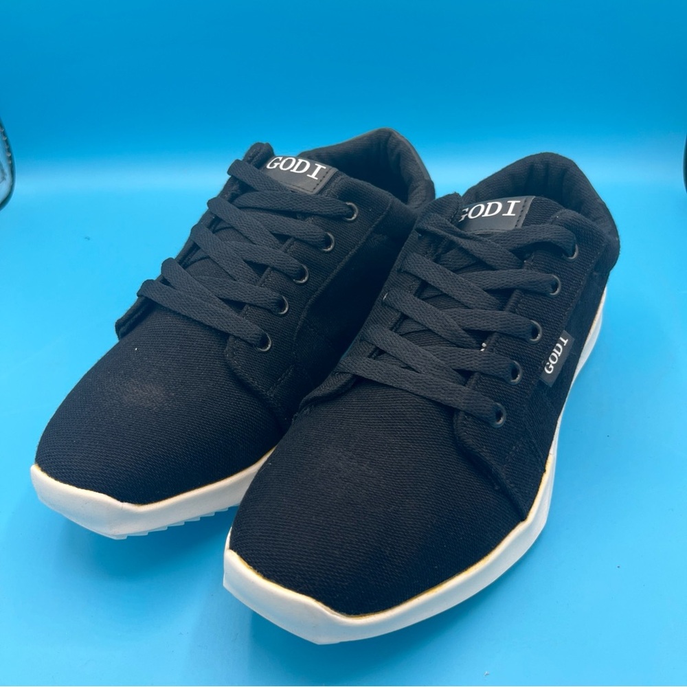 Women's Black Athletic Shoes